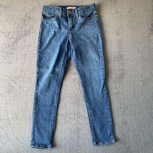 Women's Levi's 311 Size 28/25